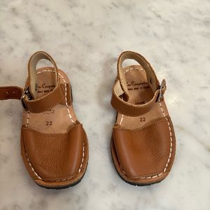 Girls La Coqueta leather sandals size 22